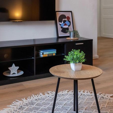 Niko'S Apartment Urban Stay Zagreb Ngoại thất bức ảnh