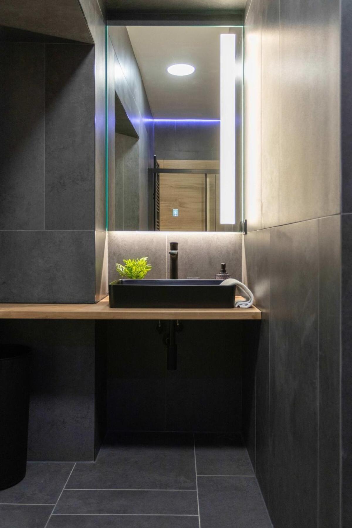 Niko'S Apartment Urban Stay Zagreb Ngoại thất bức ảnh