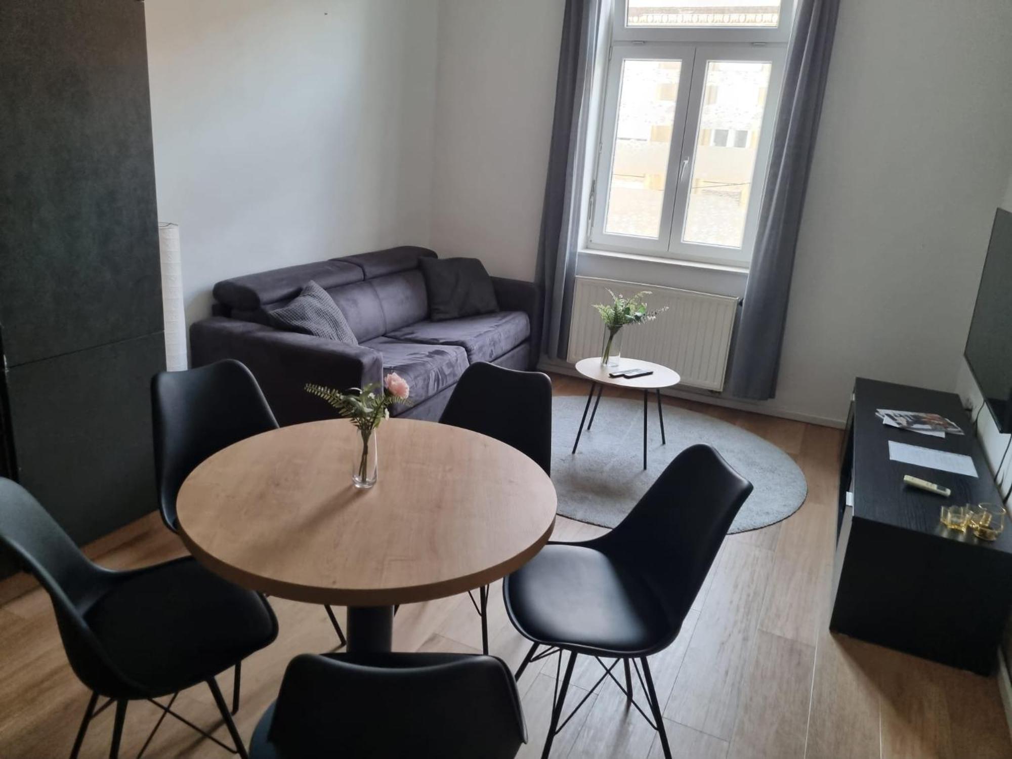 Niko'S Apartment Urban Stay Zagreb Ngoại thất bức ảnh